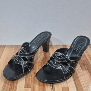 Franco Sarto Bkack Leather Slup On Sandals- Contrasting Stitching